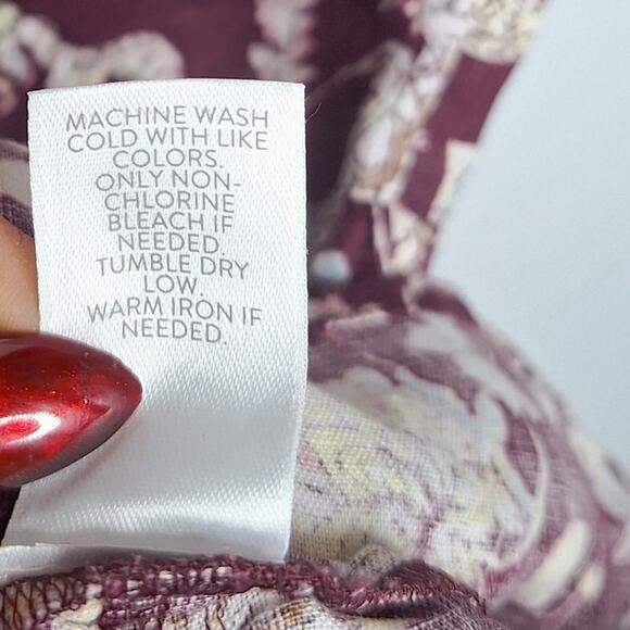 J. Jill Love Linen Sleeveless Top Medium Burgundy  Floral Tiered Boho Babydoll - Picture 7 of 9